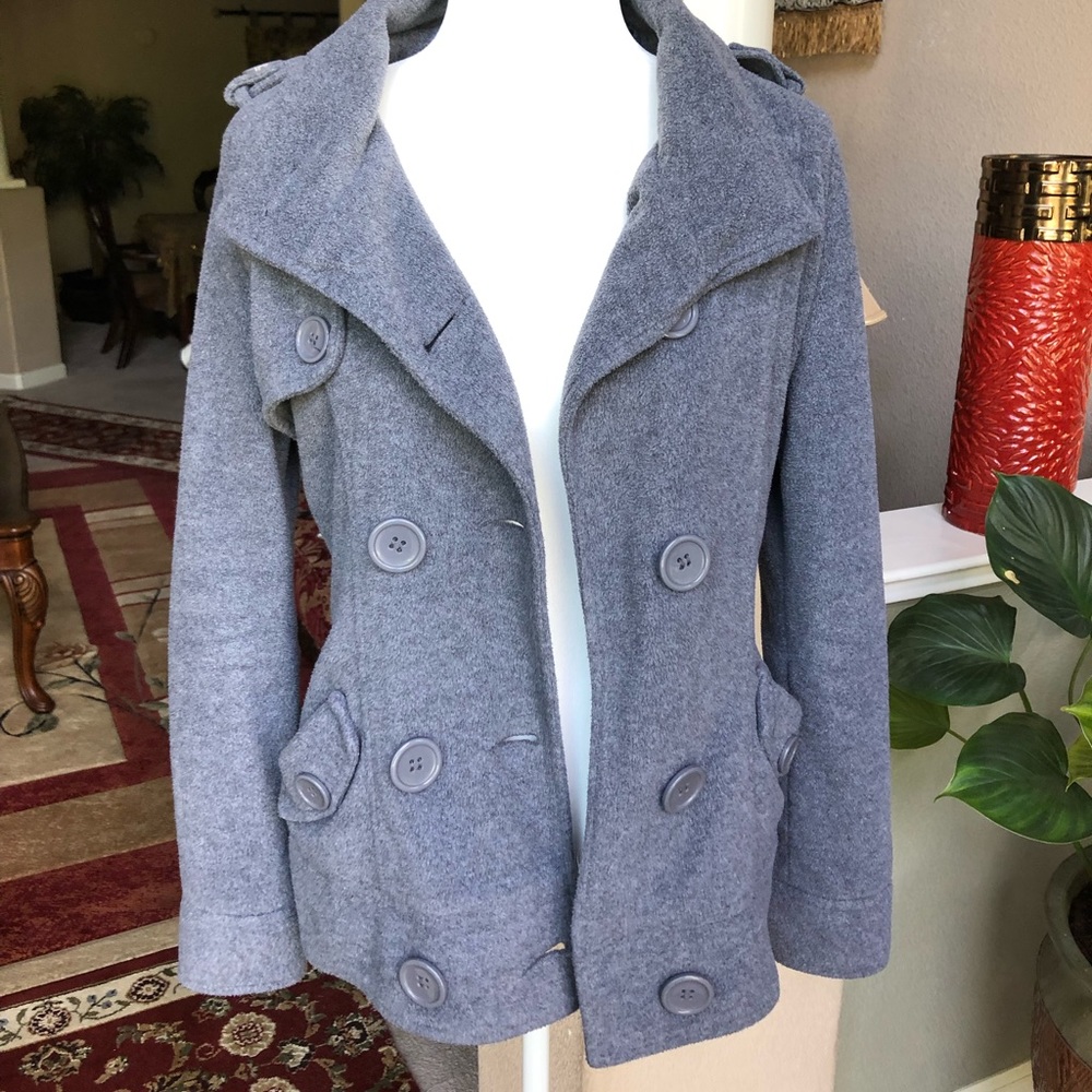 Extra warm grey peacoat